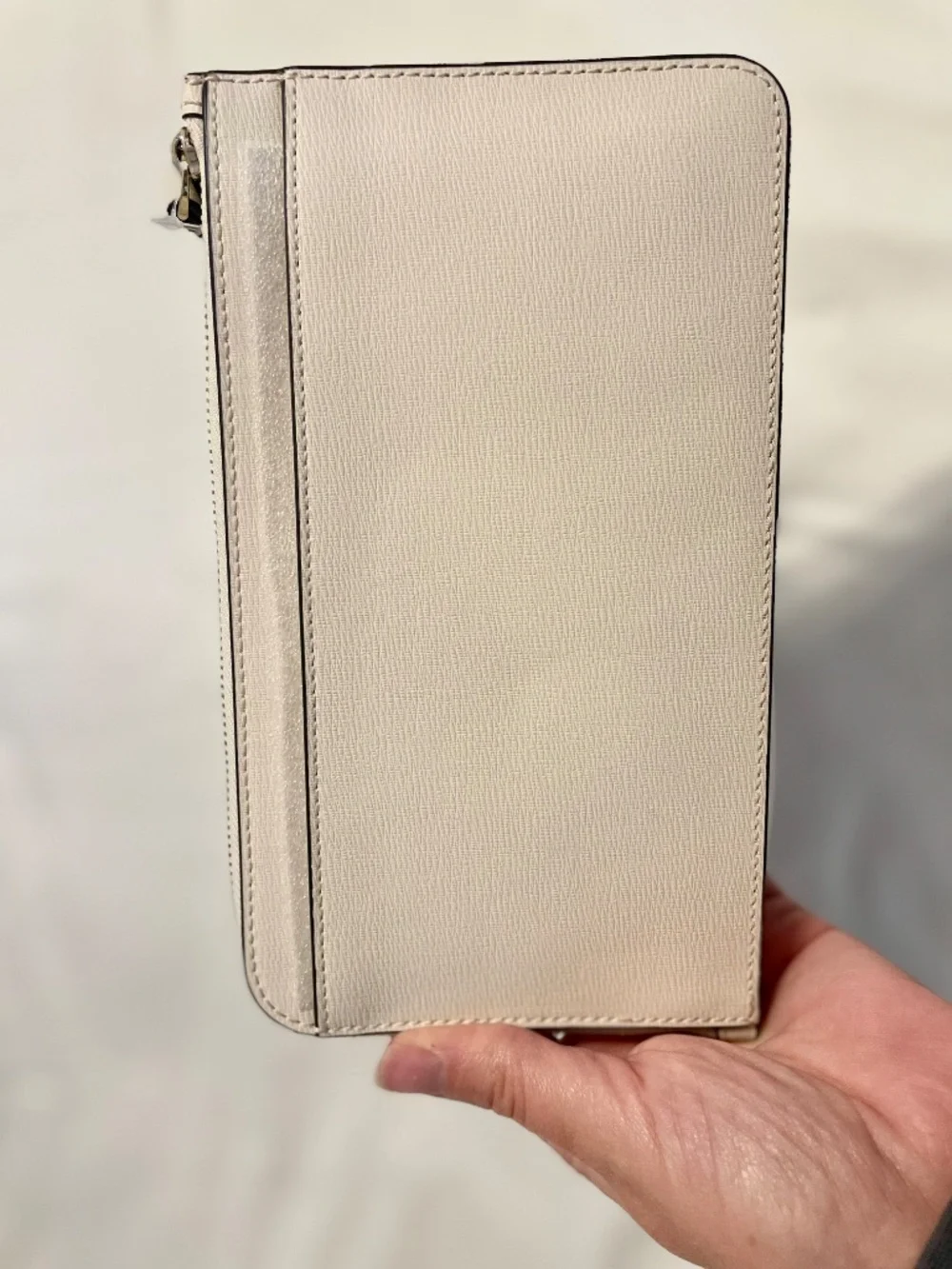 Disney X Kate Spade New York Minnie Mouse Wristlet